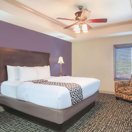 La Quinta By Wyndham Fort Walton Beach Exterior photo