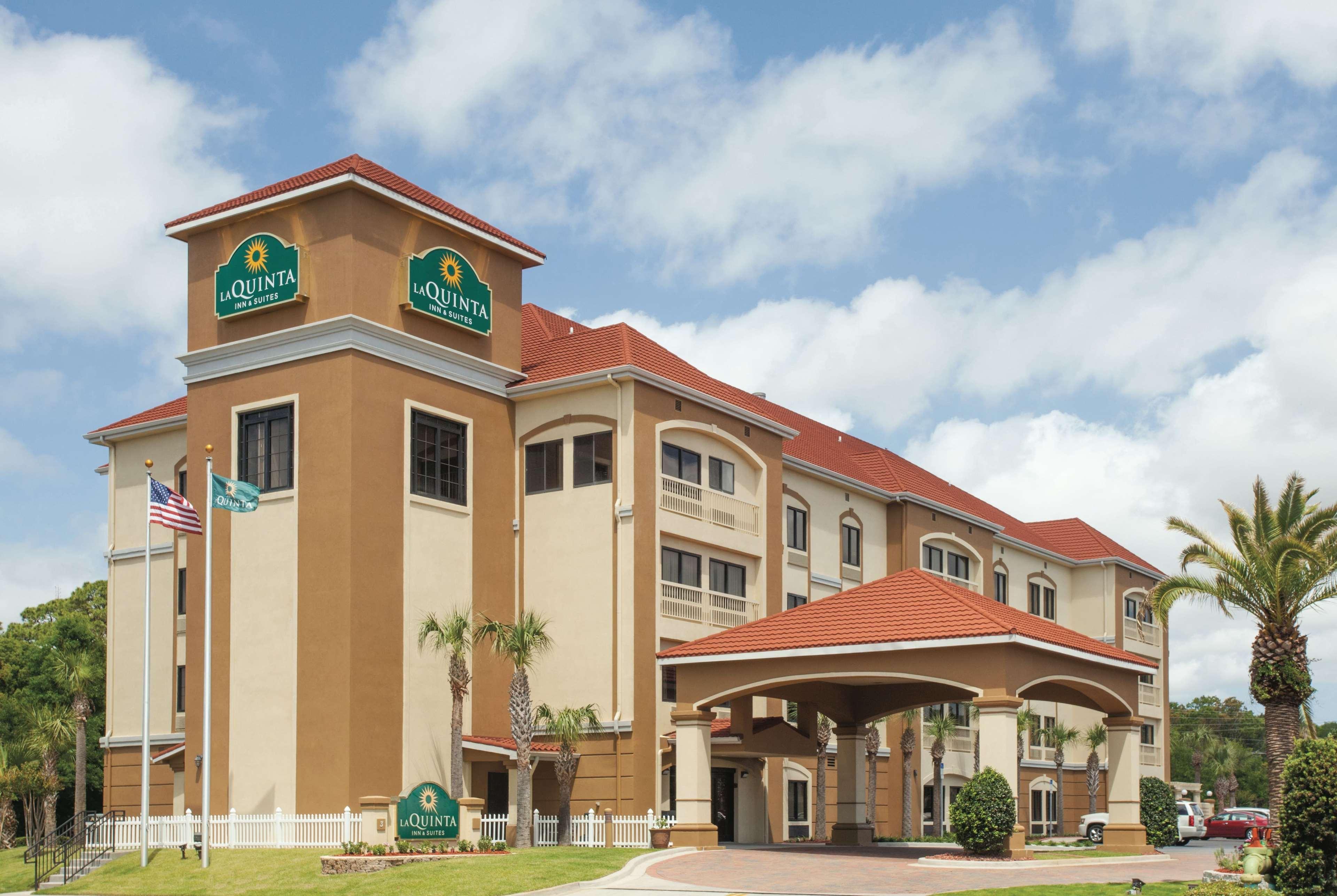 La Quinta By Wyndham Fort Walton Beach Exterior photo