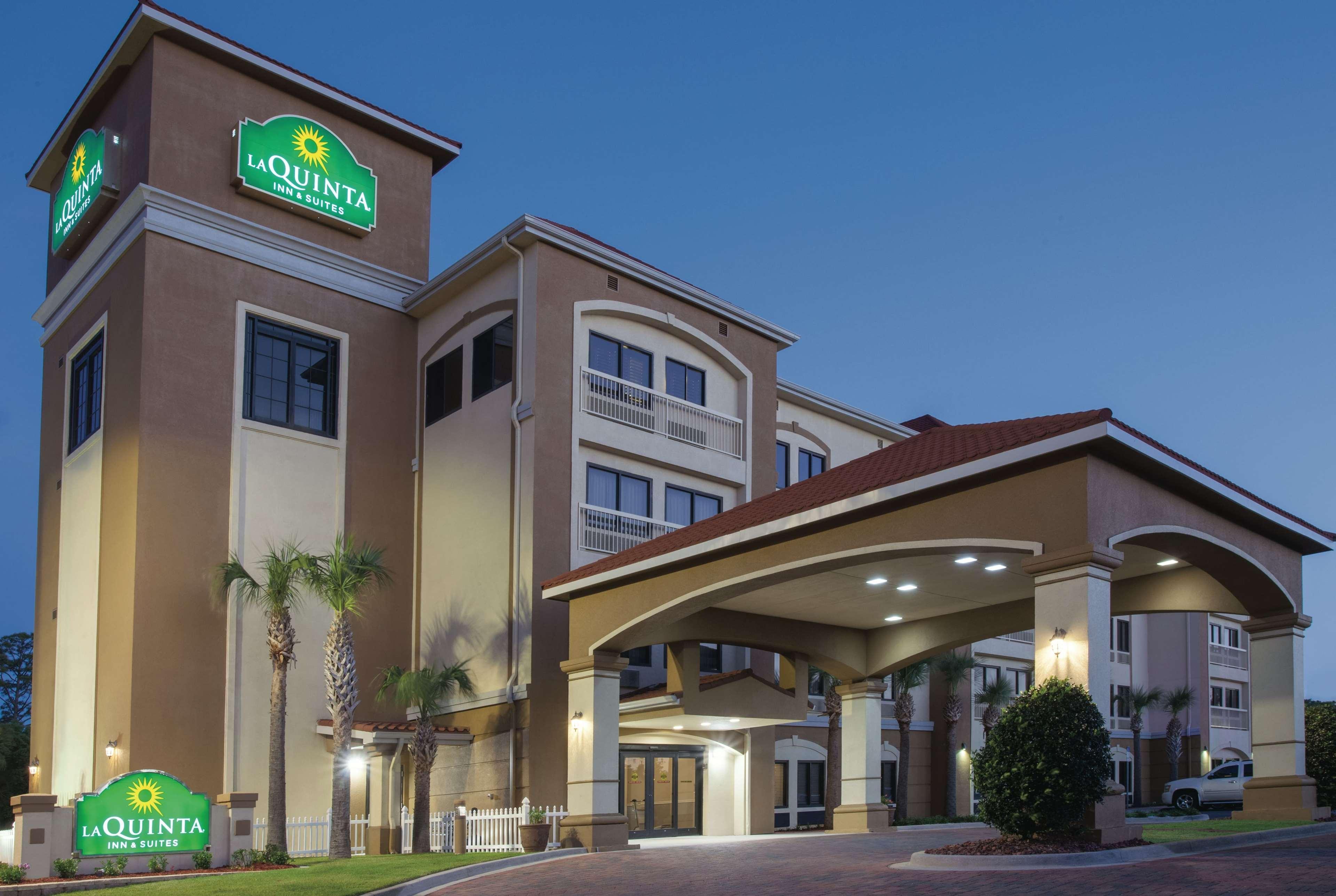La Quinta By Wyndham Fort Walton Beach Exterior photo