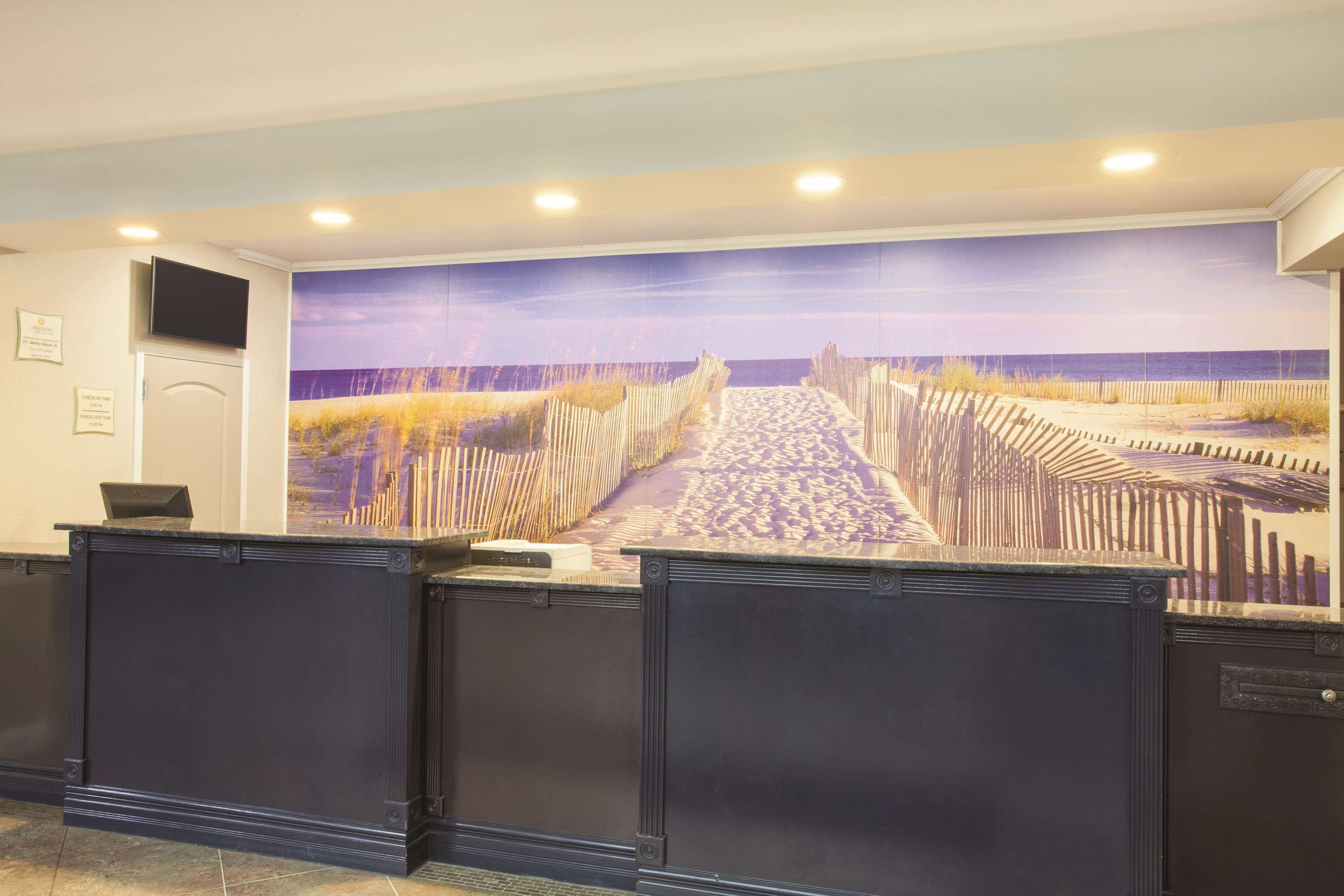 La Quinta By Wyndham Fort Walton Beach Exterior photo