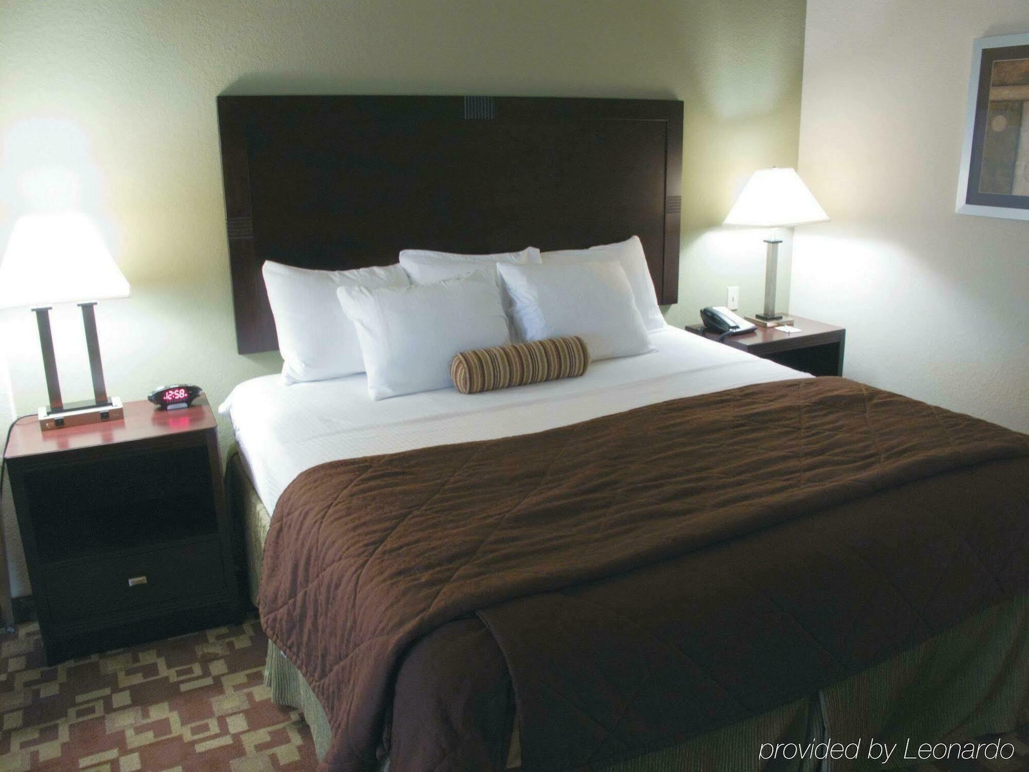 La Quinta By Wyndham Fort Walton Beach Room photo